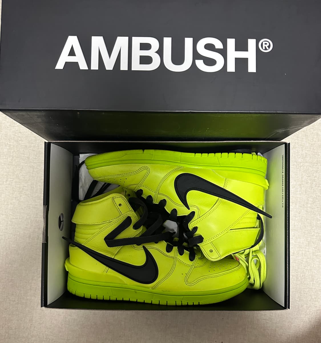나이키 x 앰부쉬 덩크 하이 플래쉬 라임 255 상품이미지2