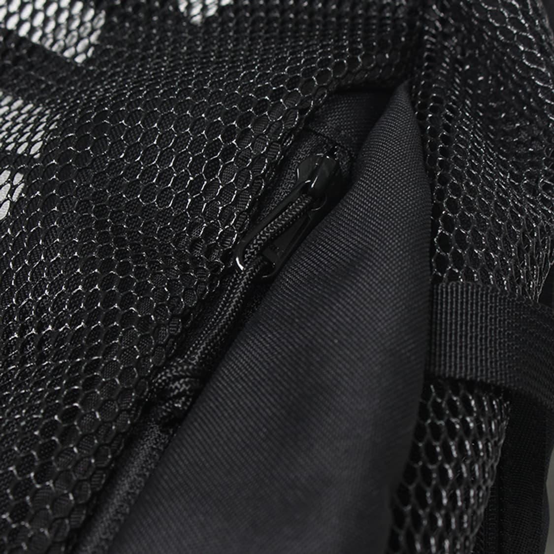  SUPREME "Black Bag Pack" 상품이미지6