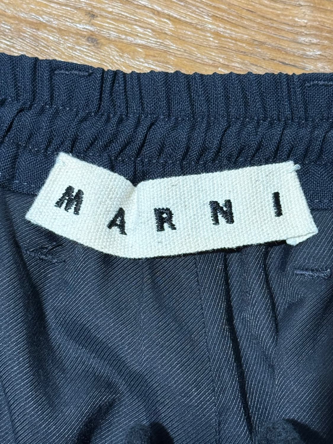 마르니 22ss 네이비 라나버진울 밴딩 슬랙스 팬츠  상품이미지7
