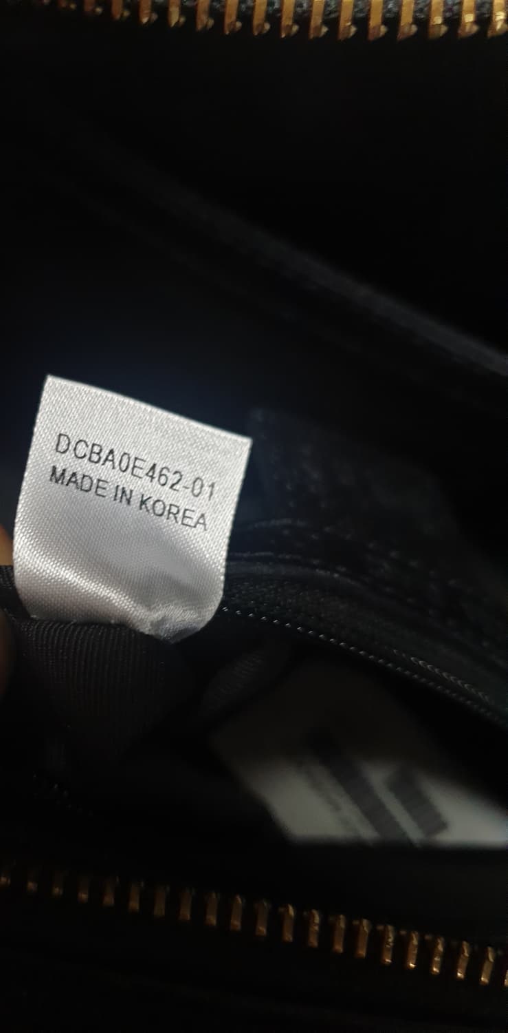 닥스 DD금장로고 사선퀄팅 레더 숄더 크로스백 블랙 상품이미지7