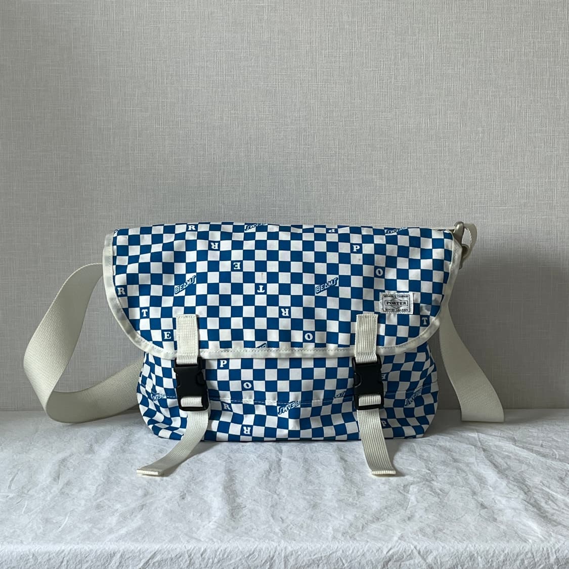 Checkerboard messenger bag 상품이미지1