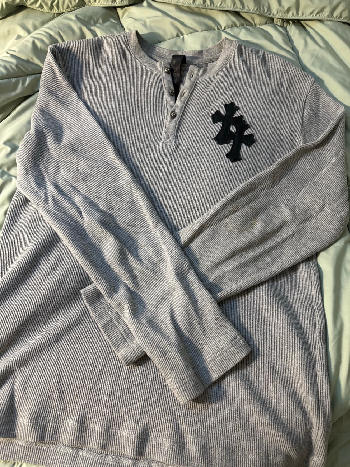 크롬하츠 레더패치 헨리넥 니트 상품이미지1