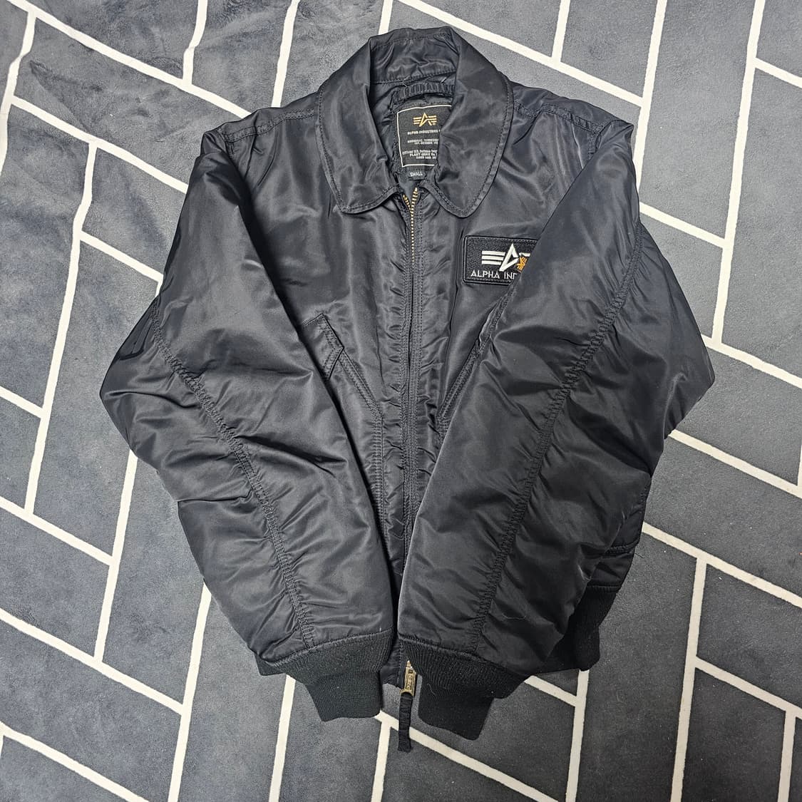 알파인더스트리 CWU-45P 항공점퍼 블랙 상품이미지2
