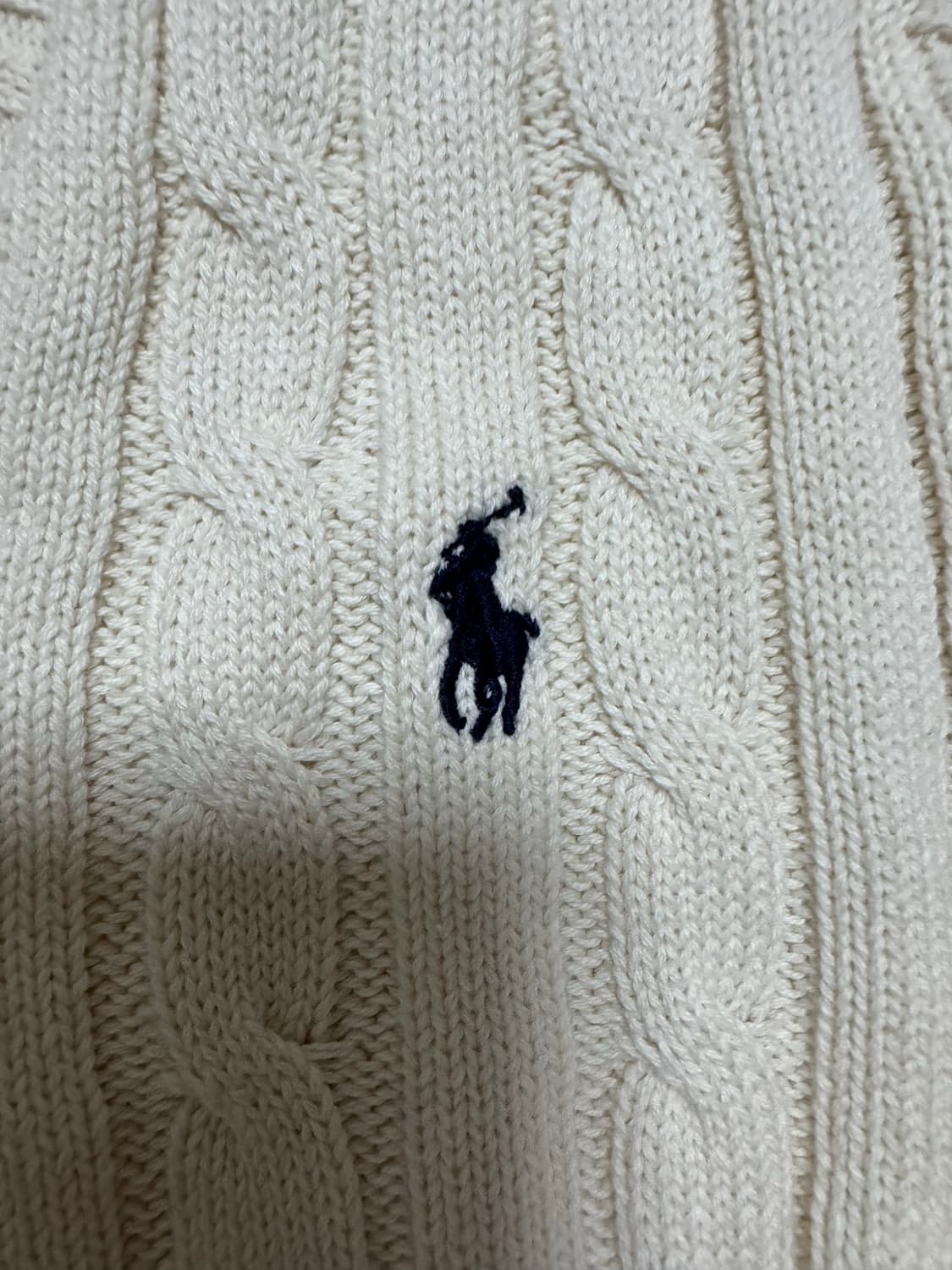 폴로 브이넥 니트 상품이미지4