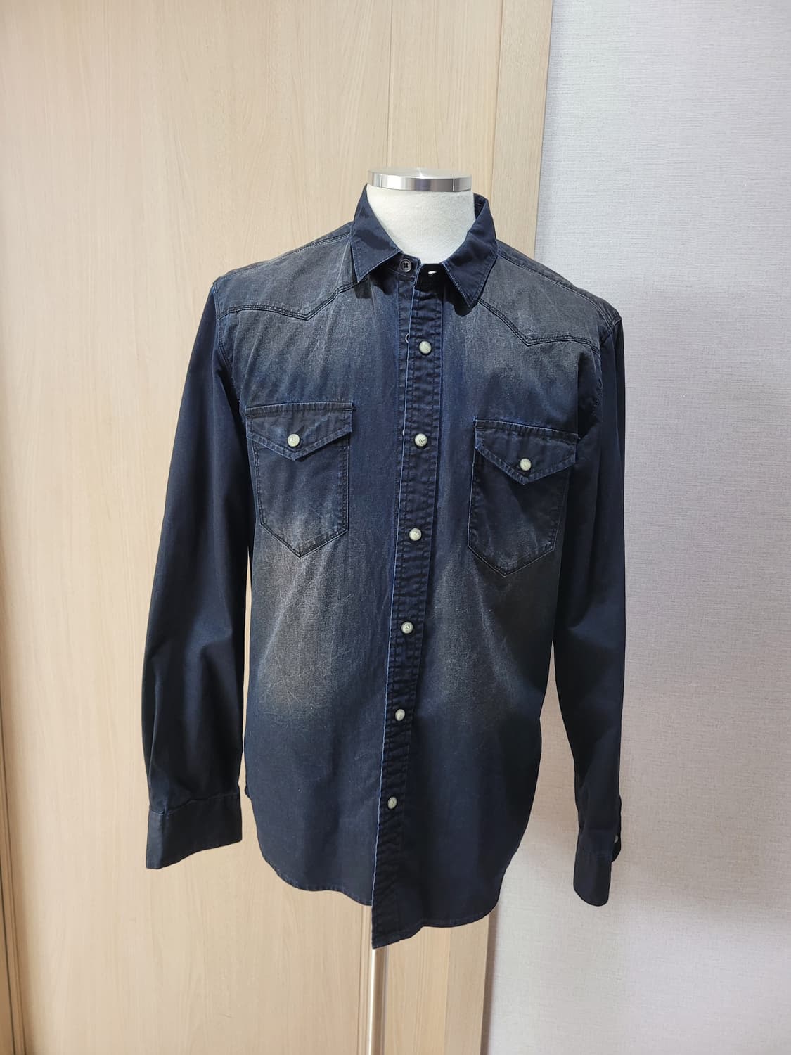 지오다노 Giordano 남자 데님 셔츠 L 다크네이비 상품이미지1