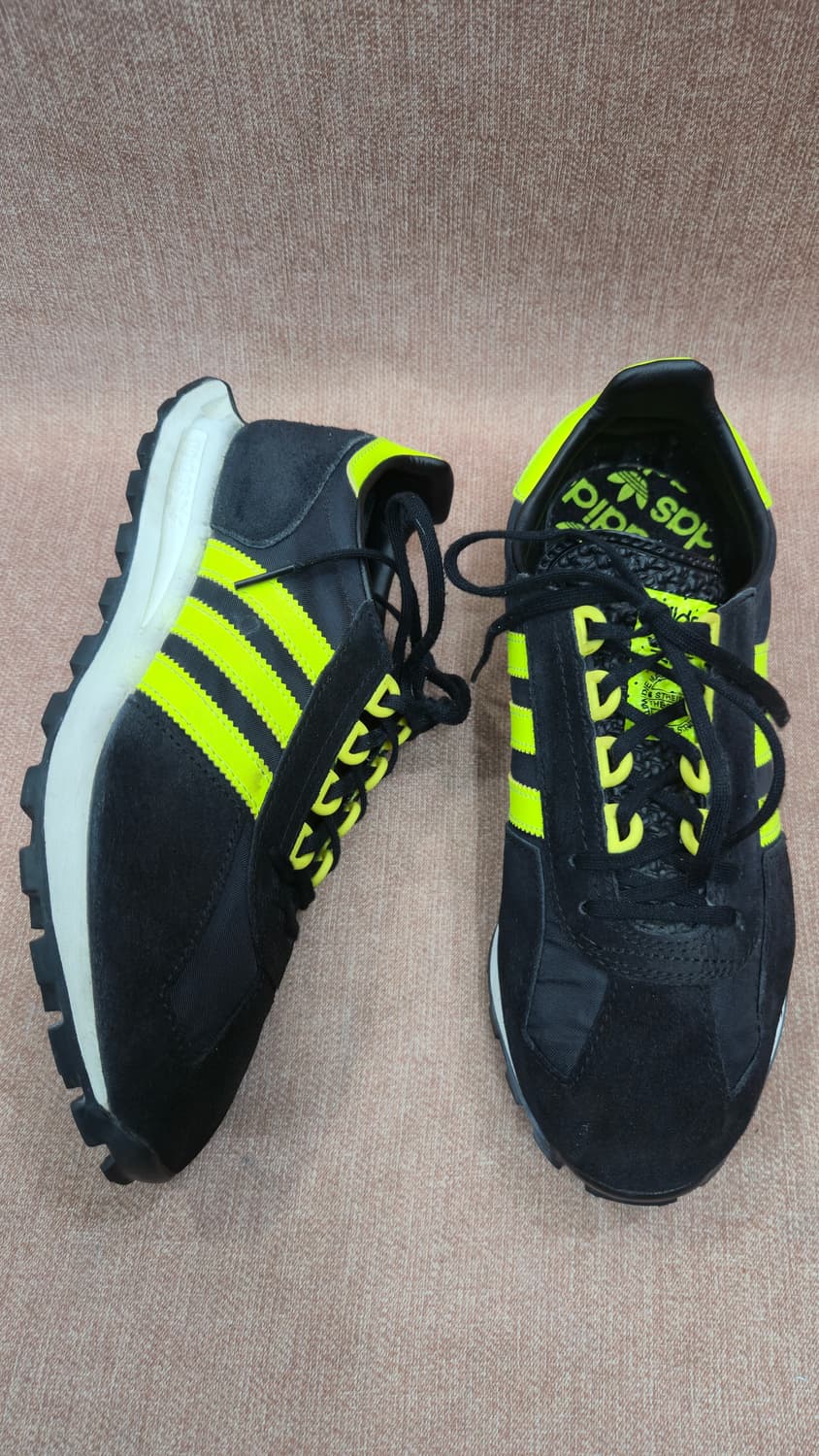 아디다스 260mm- 레이싱1  스니커즈 운동화  검정 노랑 상품이미지1