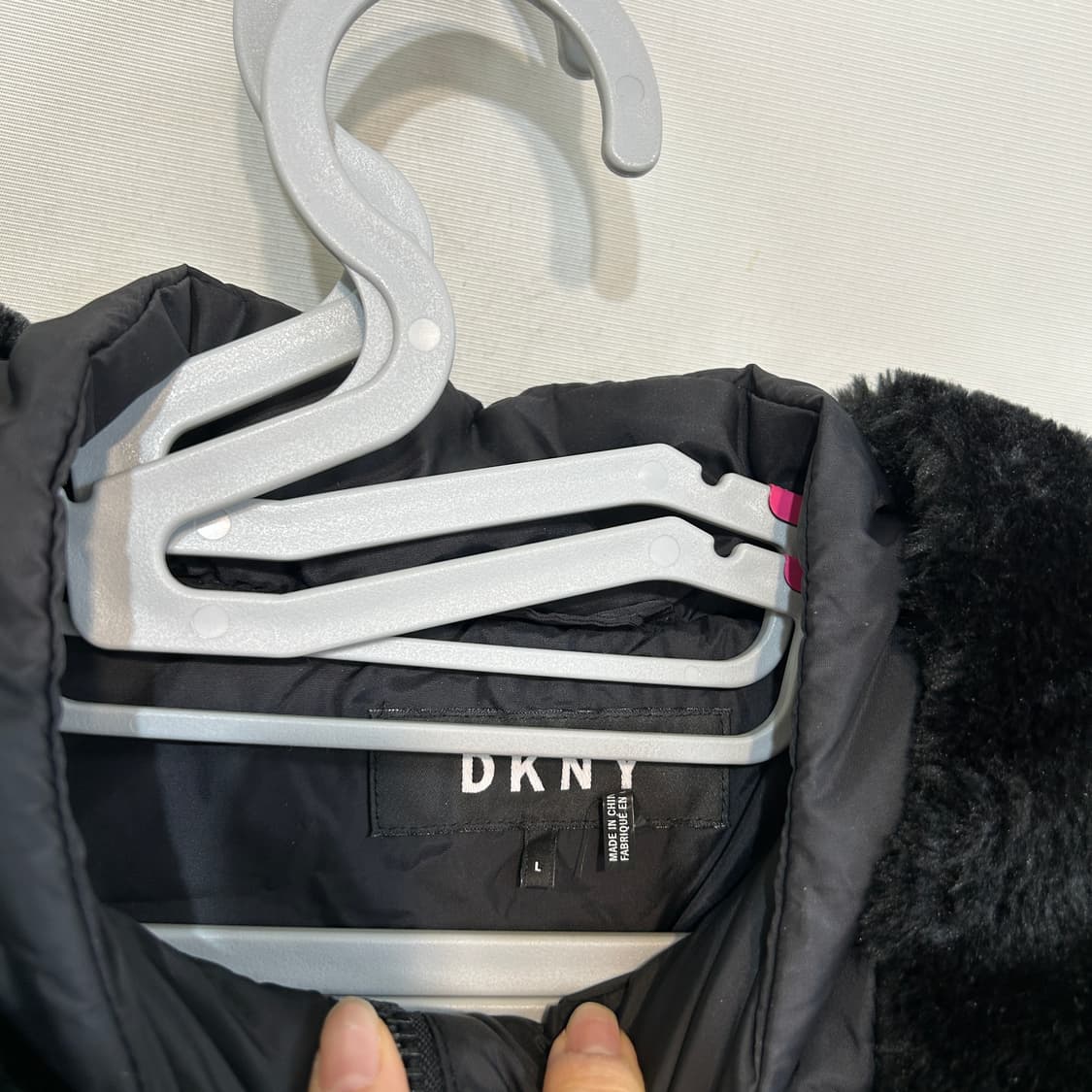 DKNY 여성 덕다운 패딩 L 상품이미지3