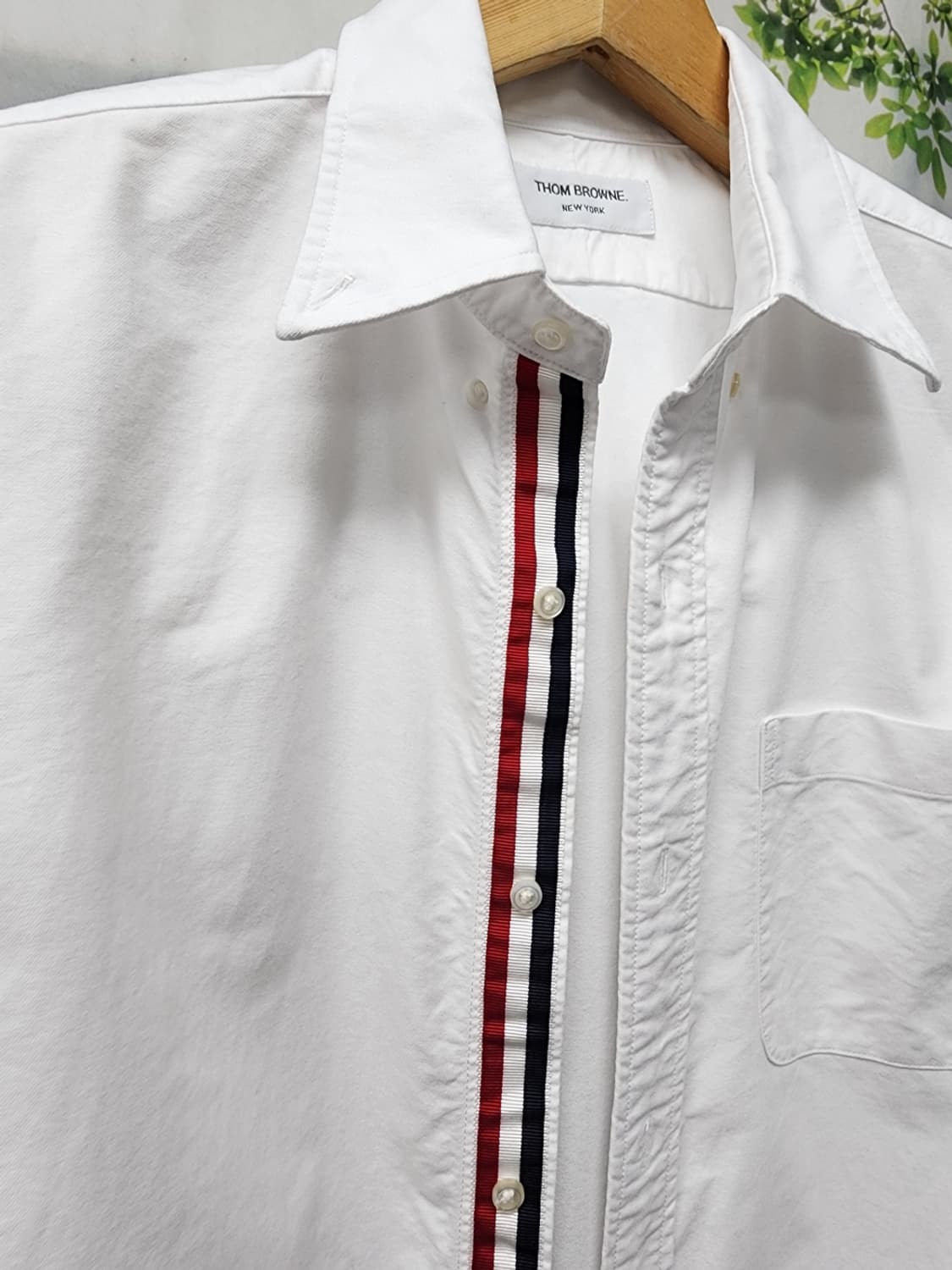 톰브라운 MWL010 히든 삼선셔츠 옥스포드 화이트 상품이미지3