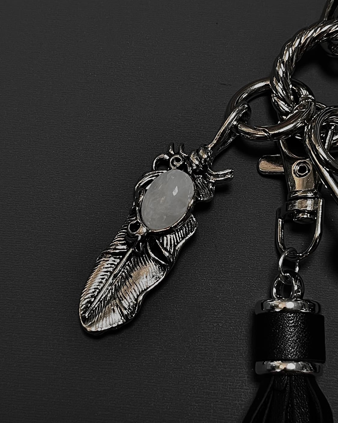 8볼 에스닉 테슬 키링 상품이미지4