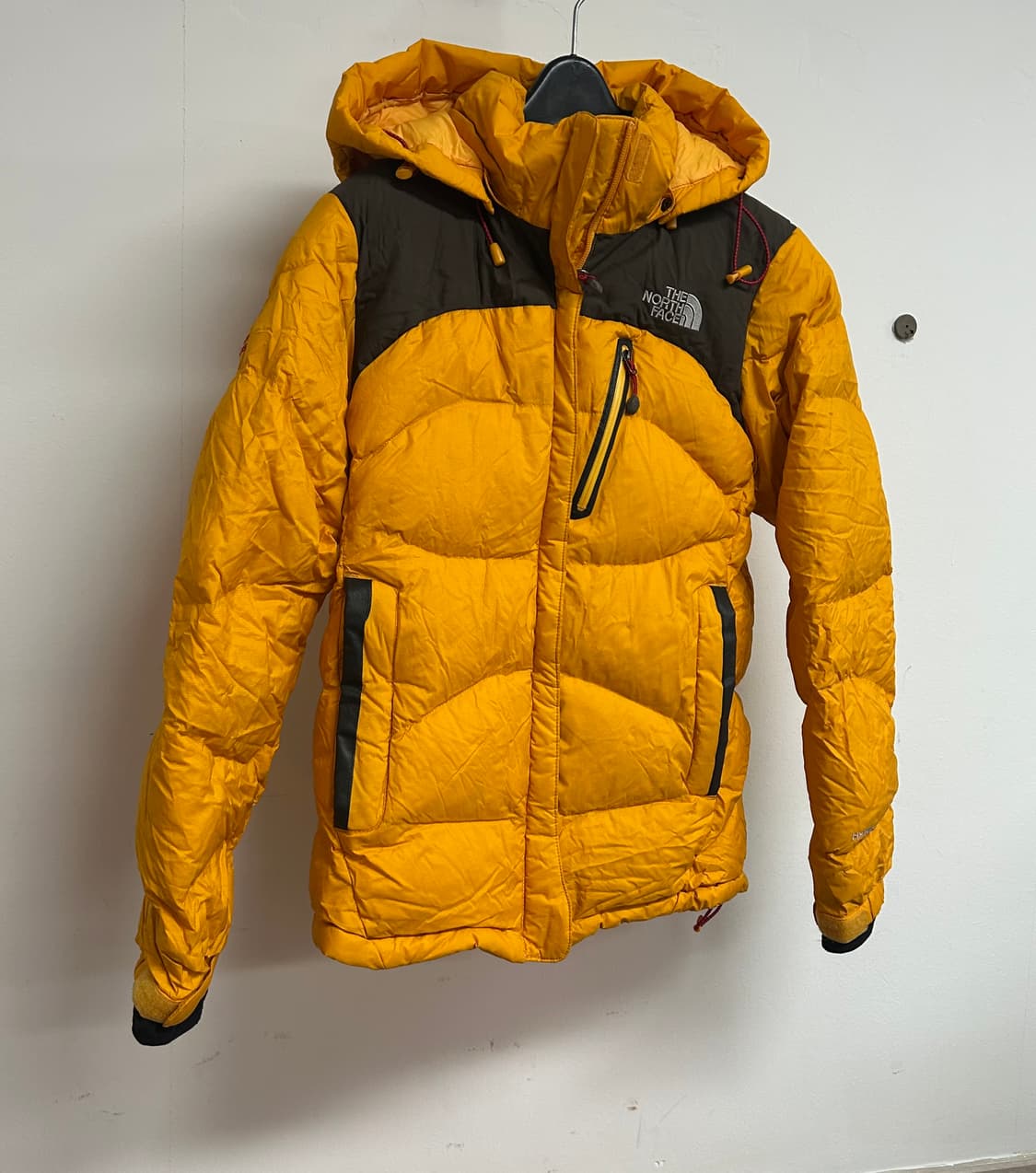 노스페이스 여성 구스다운 패딩 85 상품이미지2