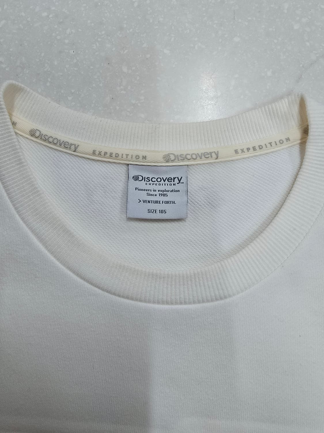 디스커버리 익스페디션 흰색 맨투맨 상품이미지8