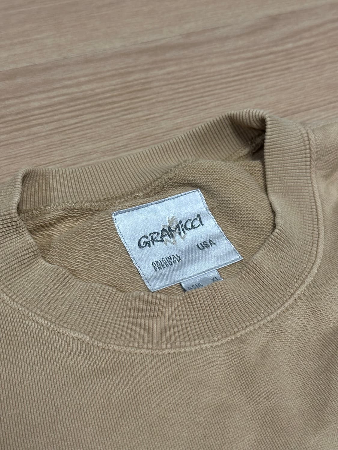 [XL] 그라미치 원포인트 맨투맨 베이지 상품이미지5