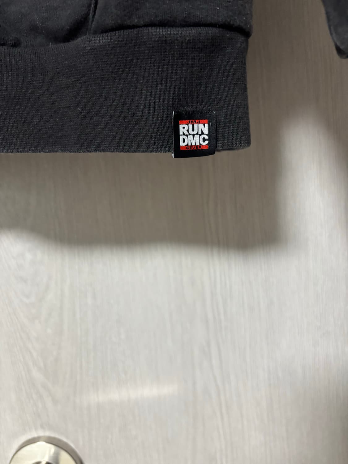 아디다스 오지리널 RUN DMC 콜라보 풀오버 후드티 상품이미지4