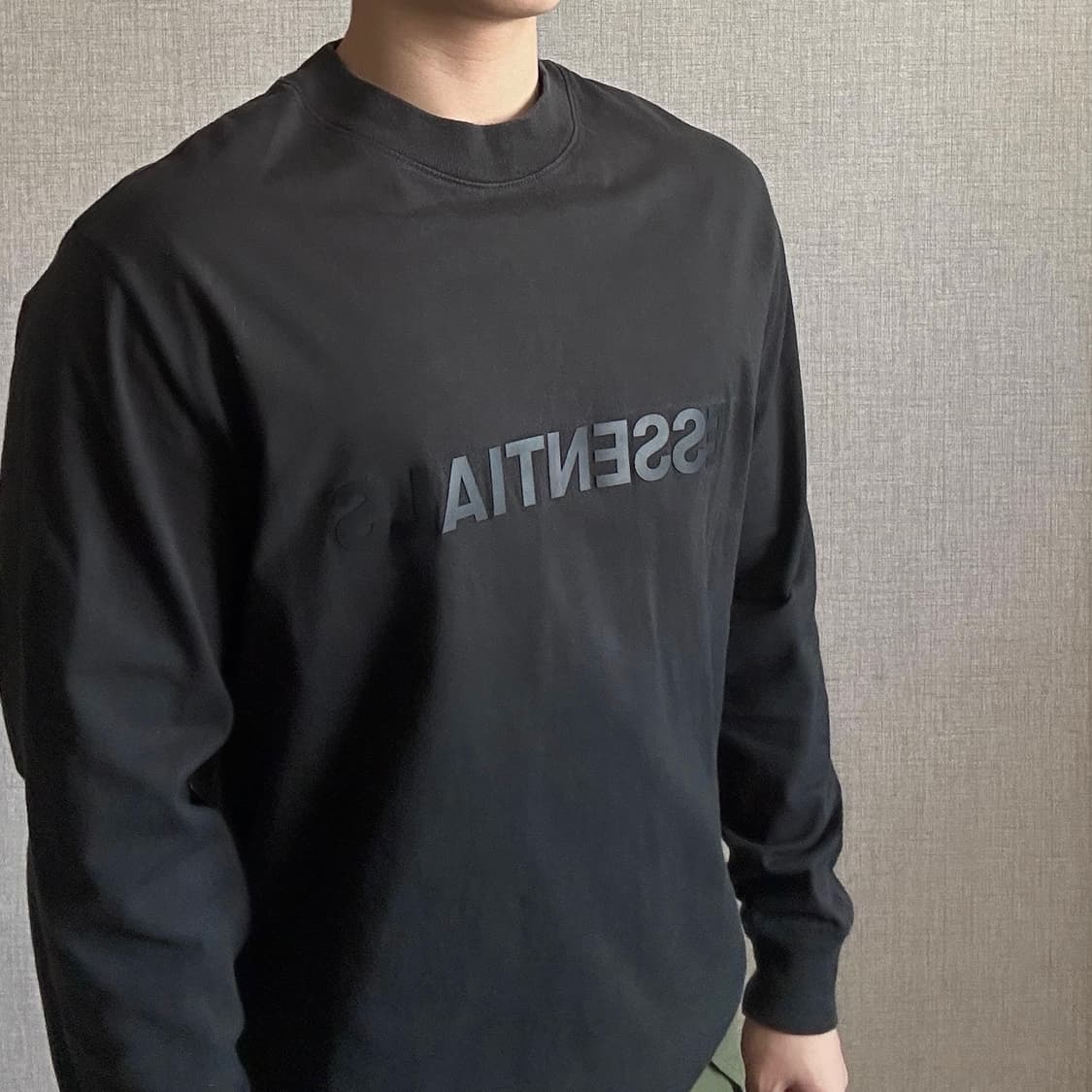 에센셜 피어 오브 갓 박시 롱슬리브 티셔츠 상품이미지2