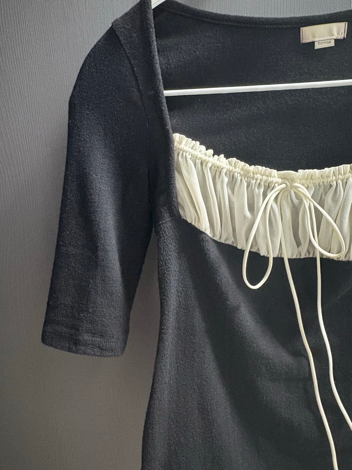 Bonnae Rose shirrng top black 본네로즈셔링탑 상품이미지3