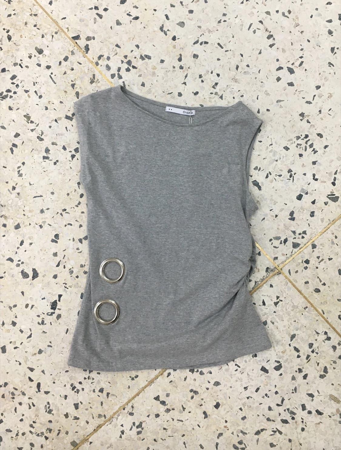 온스카 루즈 슬리브리스 그레이 상품이미지2