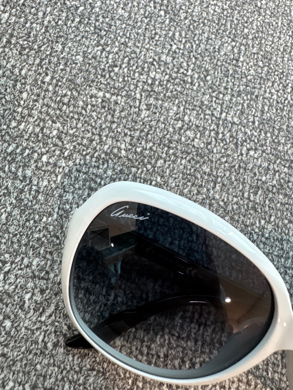 구찌 빈티지 빅프레임 화이트 선글라스  상품이미지2