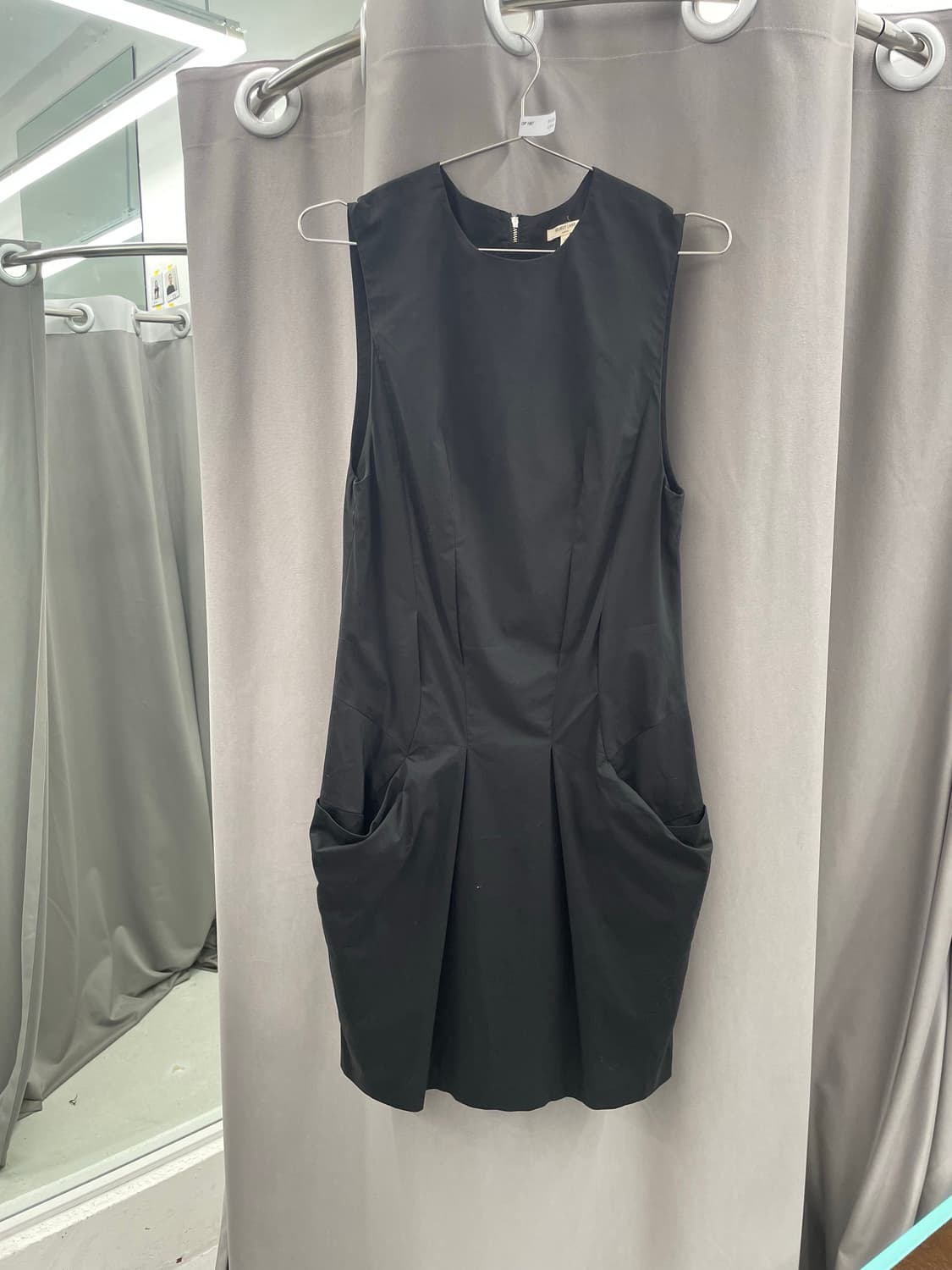 헬뮤트랭 밑단 셔링 원피스 상품이미지1