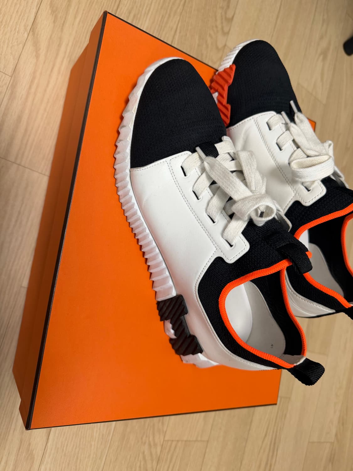 에르메스 디파트 스니커즈 니트 키프스킨&누아 블랑 상품이미지1