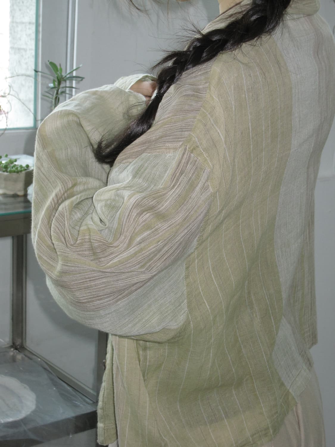 올리브 나뭇잎 블라우스 상품이미지3