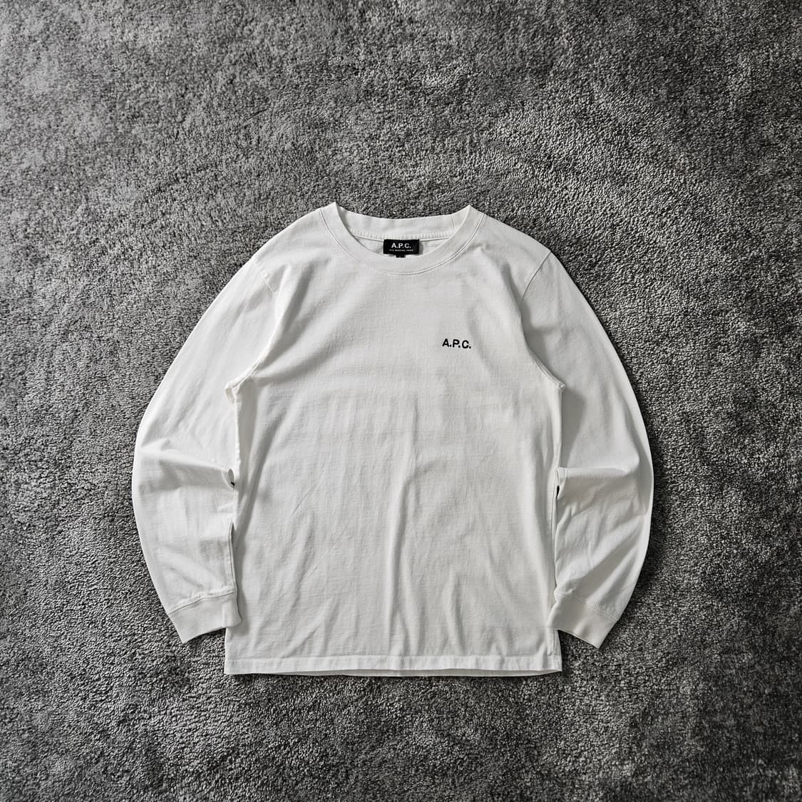 [무료배송] A.P.C. 긴팔 티셔츠 상품이미지1