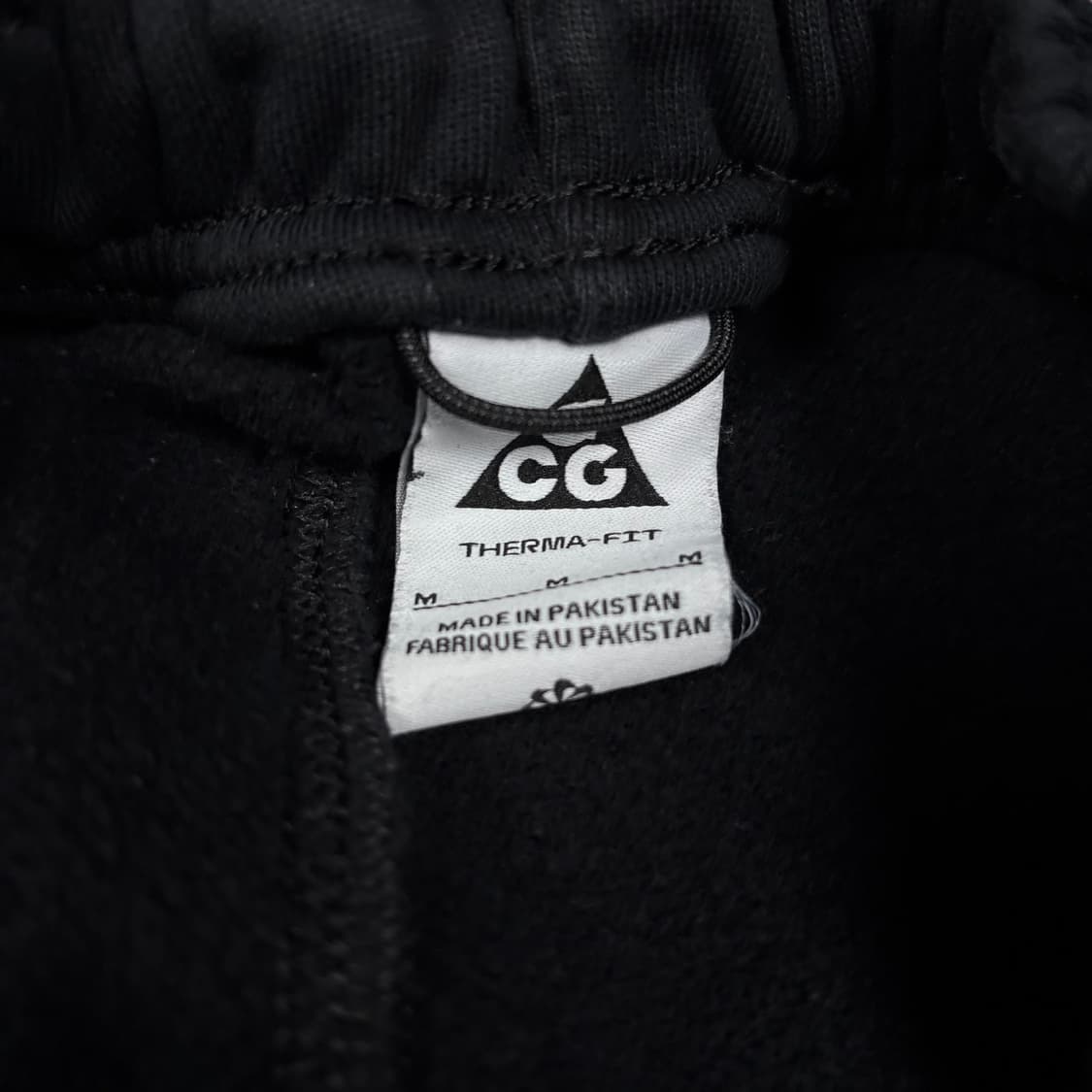 나이키 ACG 블랙컬러 스웻 팬츠 상품이미지3