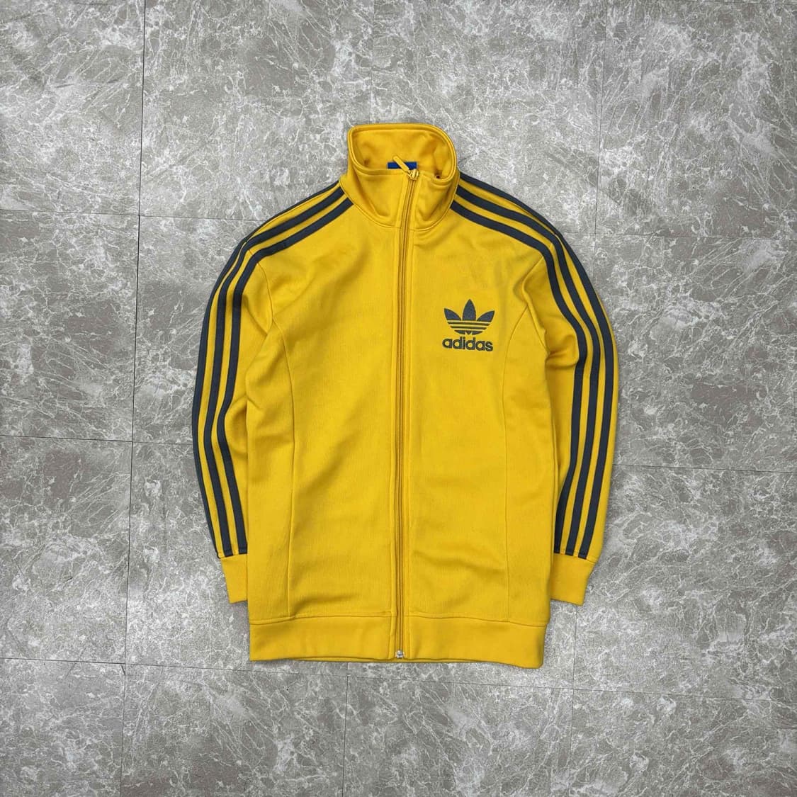 아디다스 빅유로파 옐로우 러블리힙 트랙탑 희귀져지(85) 상품이미지2