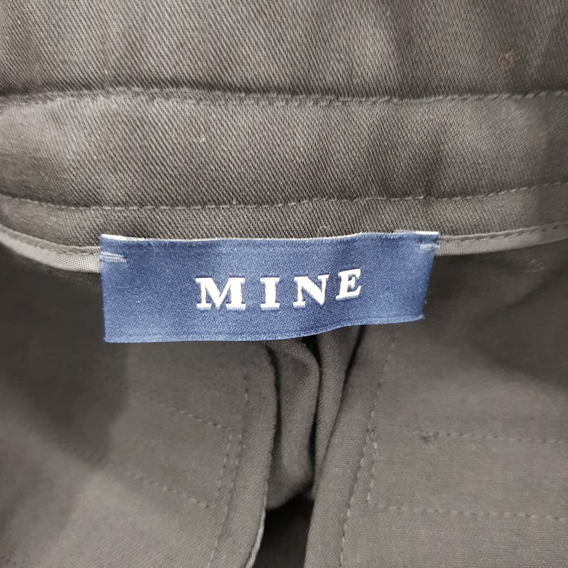 한섬 마인 2025 울 드로우스트링 핀턱 와이드 팬츠 61-90 사이즈 상품이미지5