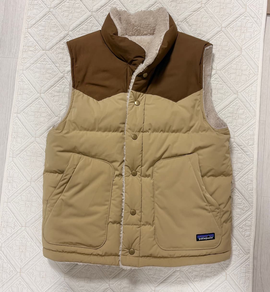 파타고니아 리버시블 비비 베스트 패딩 조끼 상품이미지2