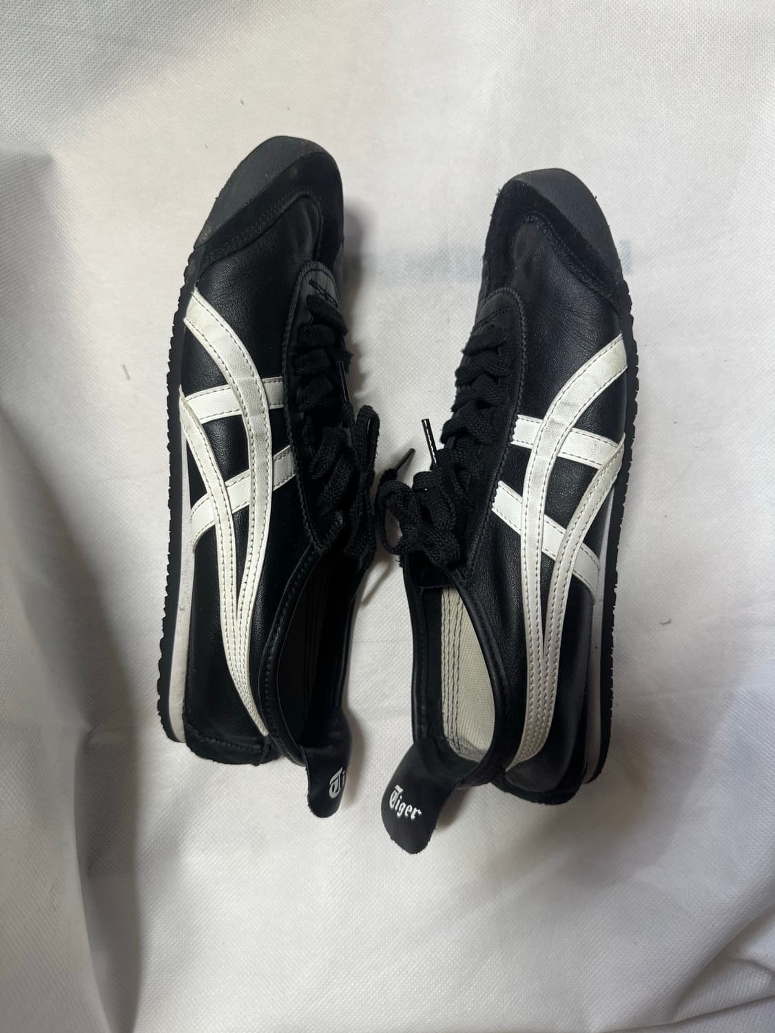 오니츠카타이커 멕시코66 블랙화이트 260사이즈 상품이미지2