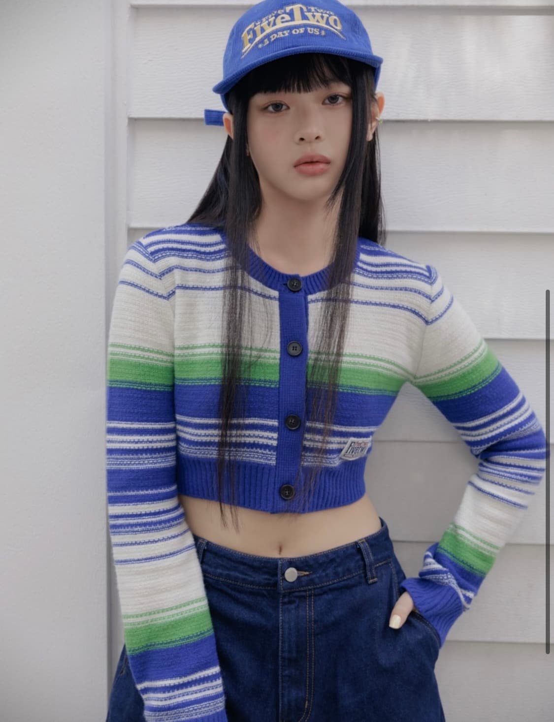 오아이오아이 크롭 가디건 뉴진스하니착용 상품이미지1