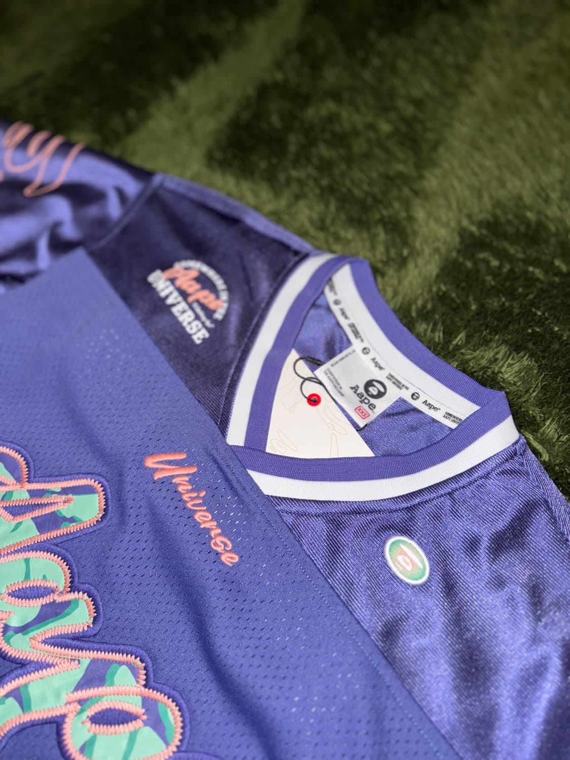 Aape 에이프 바이 베이프 아플리케 크롭 탑 풋볼 저지 퍼플 상품이미지2