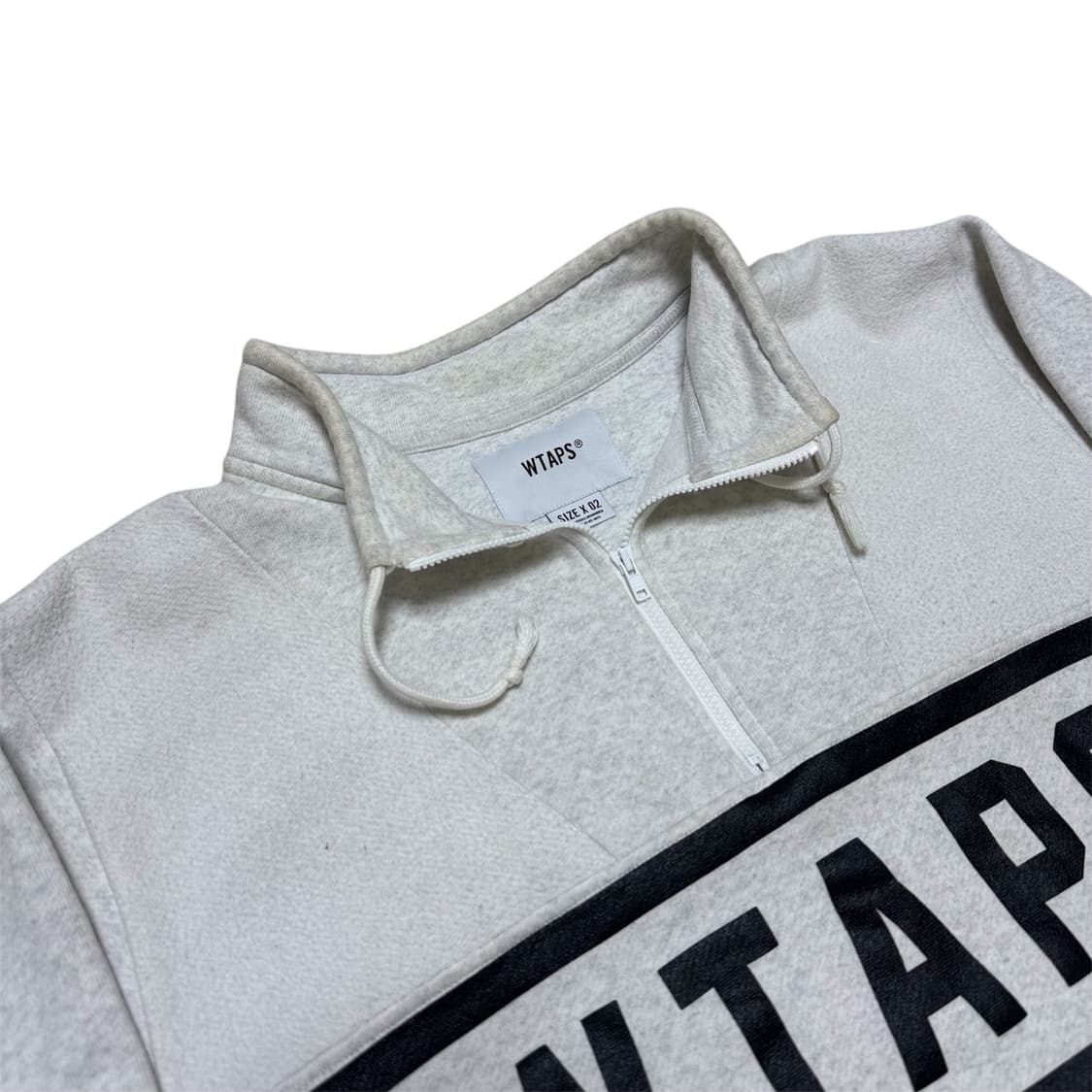 더블탭스 하프집업 트임 맨투맨 상품이미지6