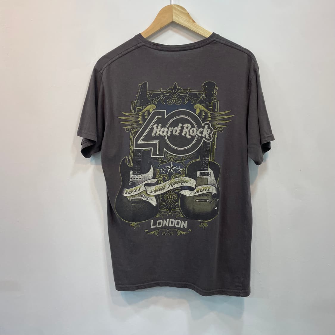 Hard Rock Still Rockin40주년 티셔츠 상품이미지4