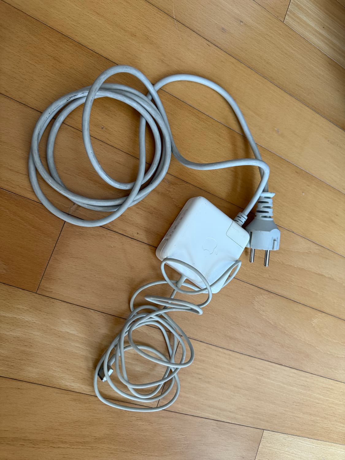 Apple MacBook Power Adapter MagSafe2 60W 상품이미지3