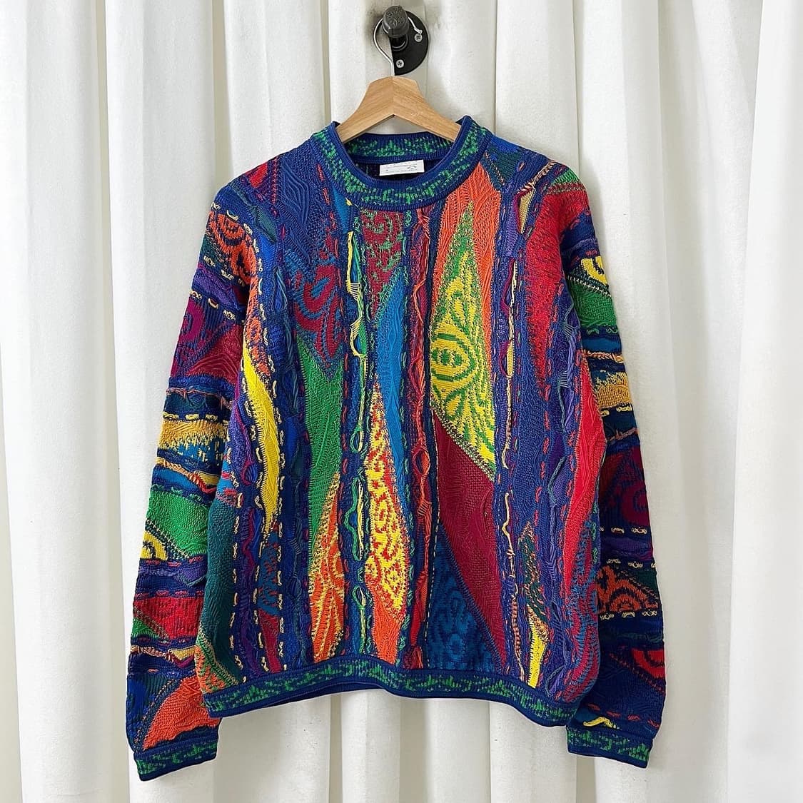 쿠지 멀티컬러 케이블 니트 상품이미지1