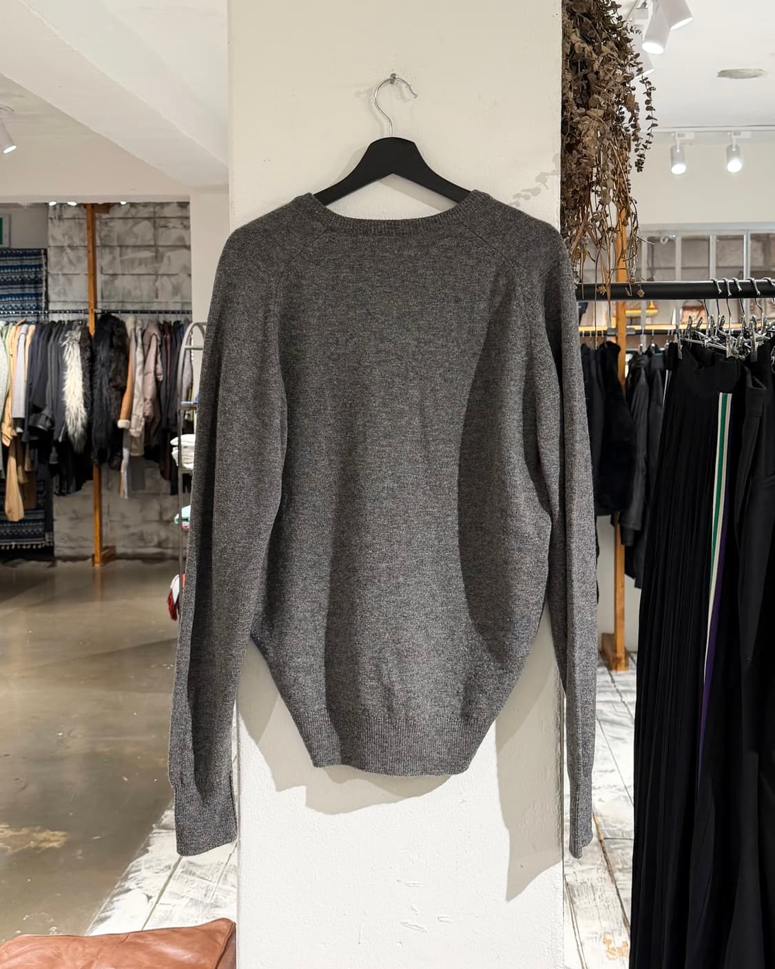 버버리 그레이 램스울 브이넥 니트 상품이미지6