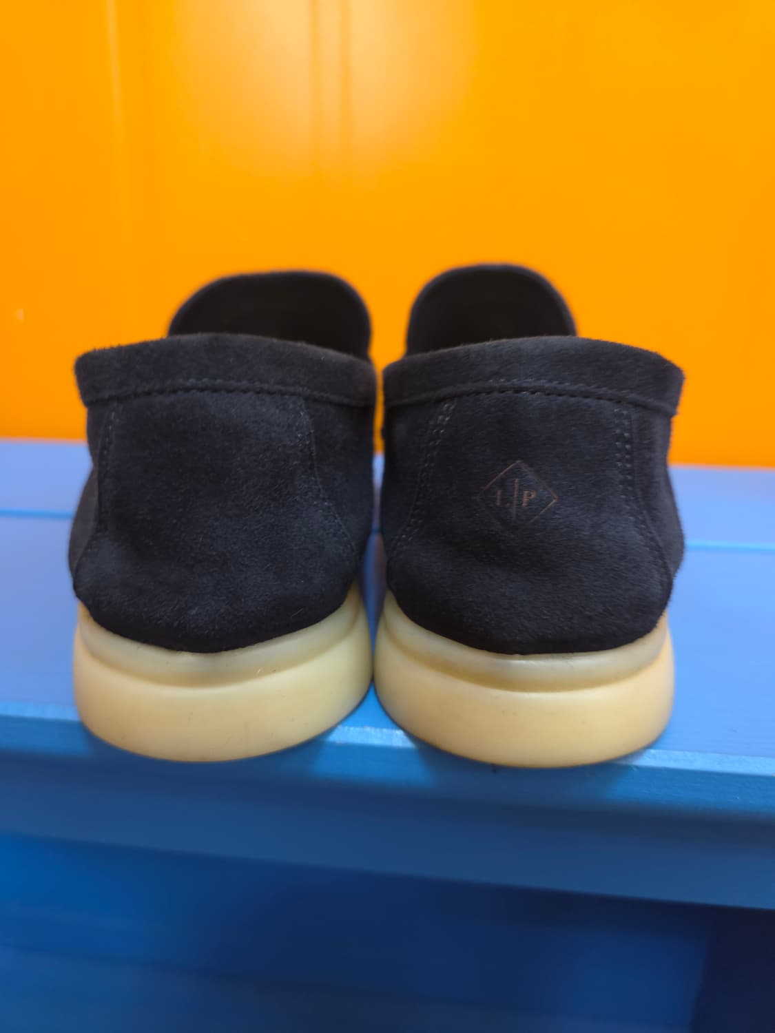 36 로로피아나 네이비 스웨이드 썸머워크 상품이미지3