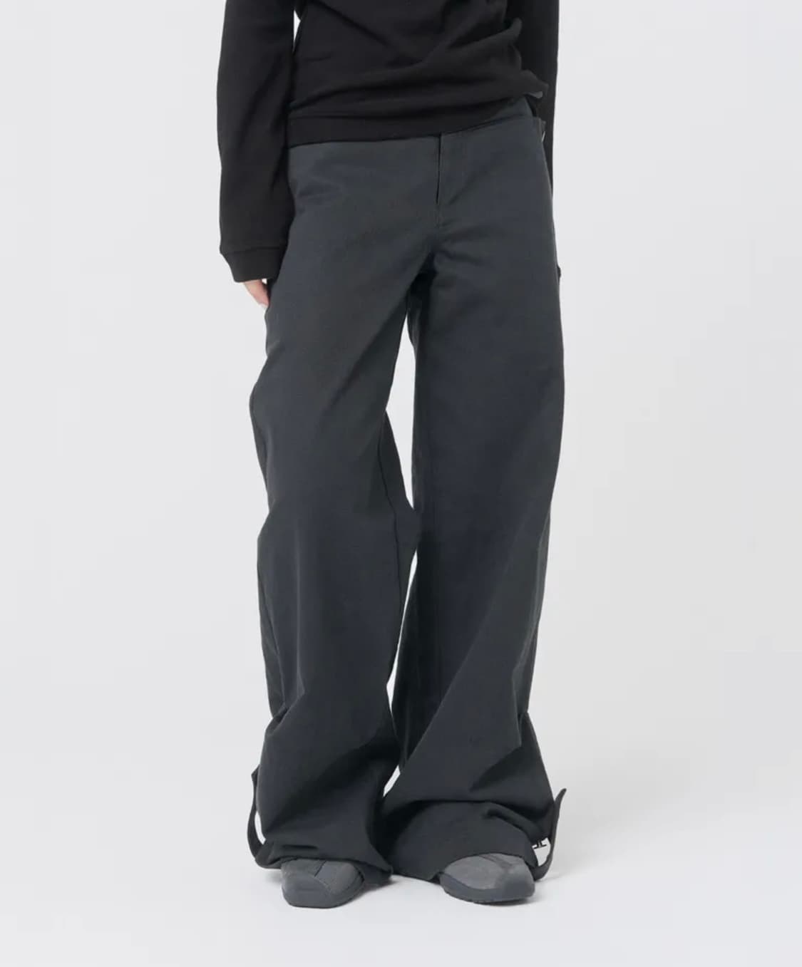 미세키서울 Flap layered wide pants CHARCOAL 상품이미지1