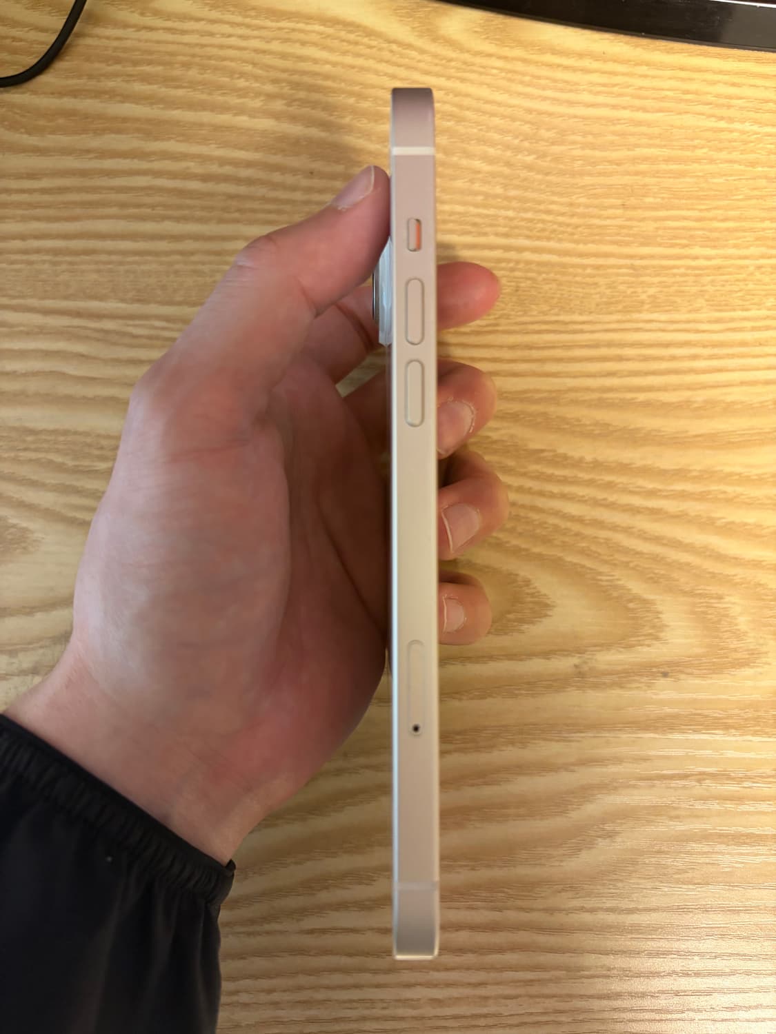 아이폰 14 플러스 화이트 128gb 상품이미지3