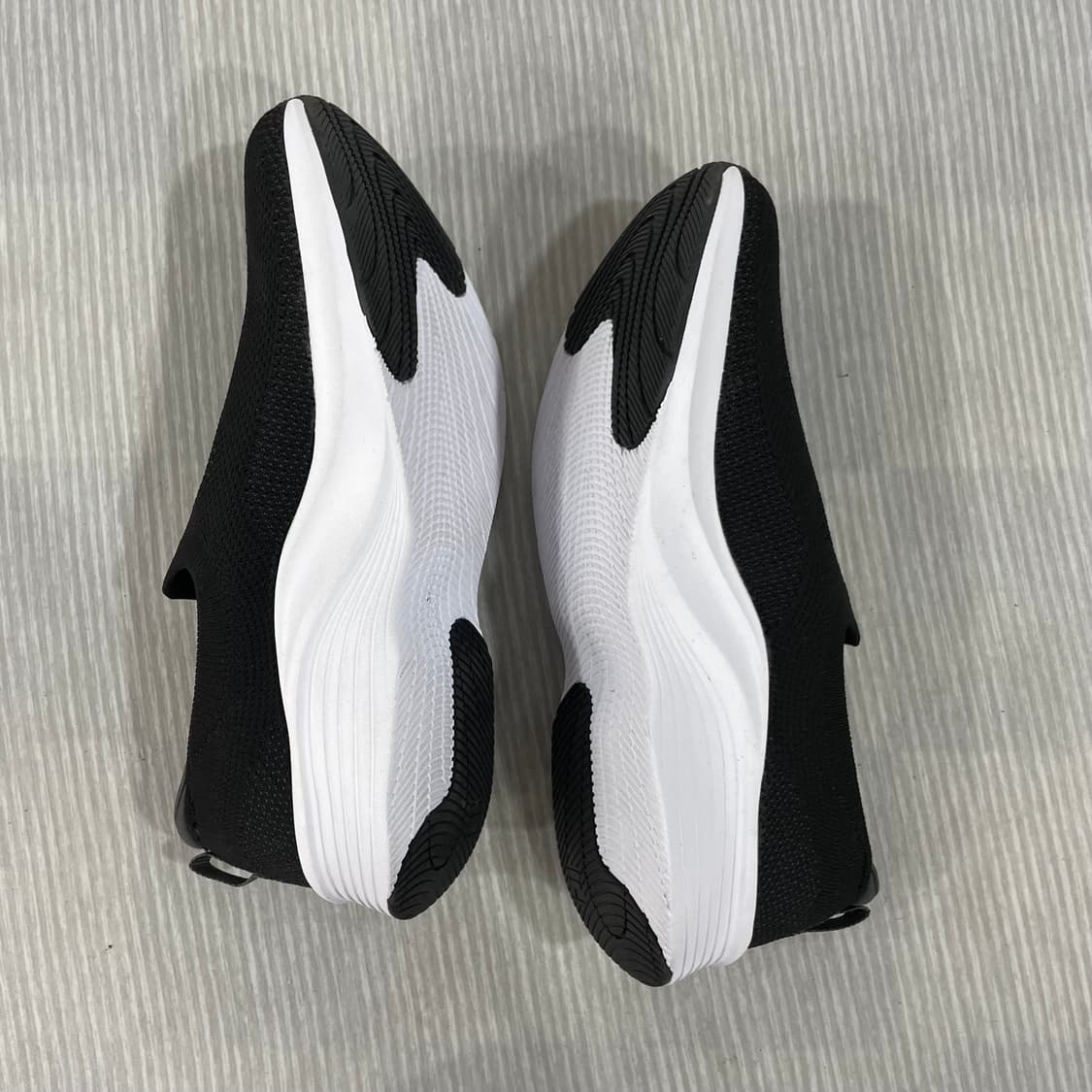 868) 휠라 피어 4.0 슬립온 워킹화 270mm 상품이미지5