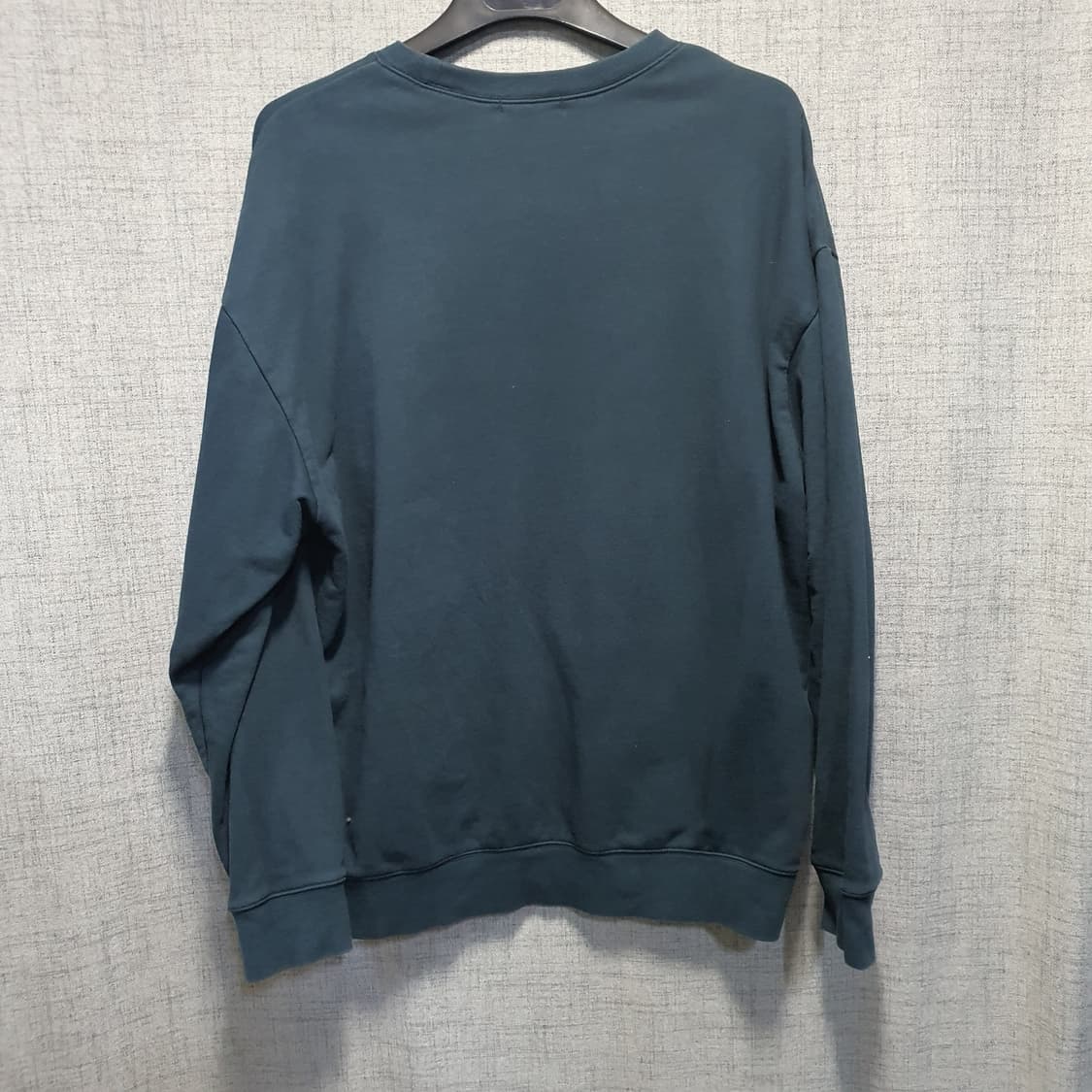 커스텀멜로우 새드스마일 맨투맨  상품이미지3