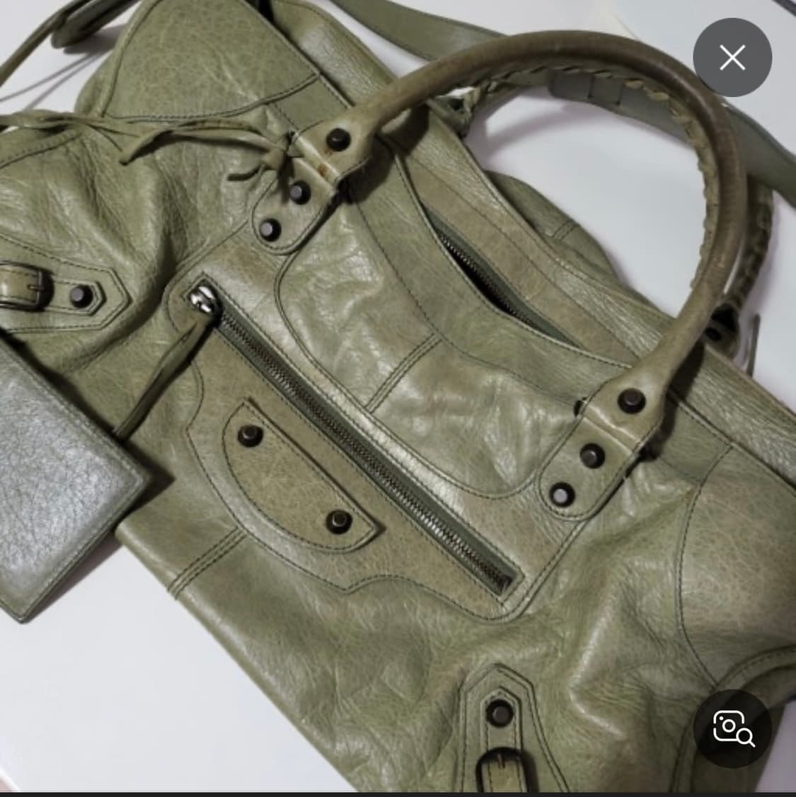 발렌시아가 모터백 올리브 구합니다ㅠㅠ 상품이미지1