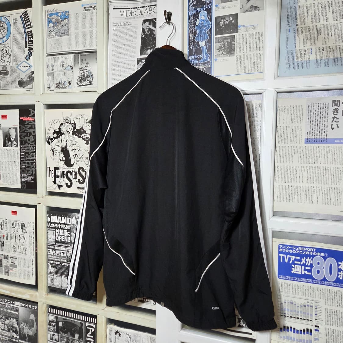 아디다스 블랙 삼선 라인 바람막이 상품이미지6