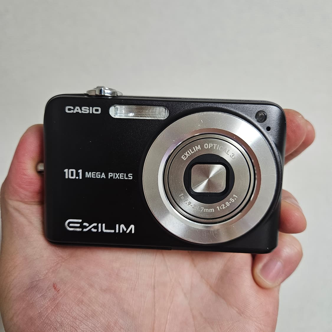 [은채 디카] 카시오 엑슬림 EX-Z1050 블랙 디카 르세라핌 상품이미지1