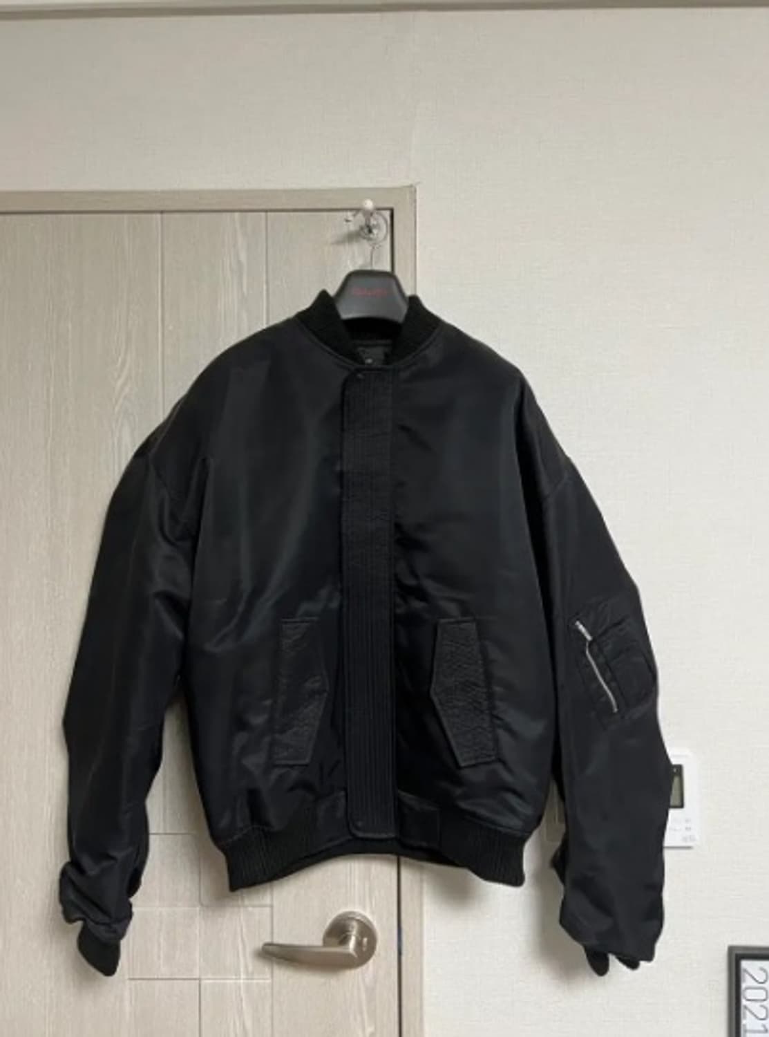 M)stu 오버핏 백포켓 봄버 블랙 상품이미지2