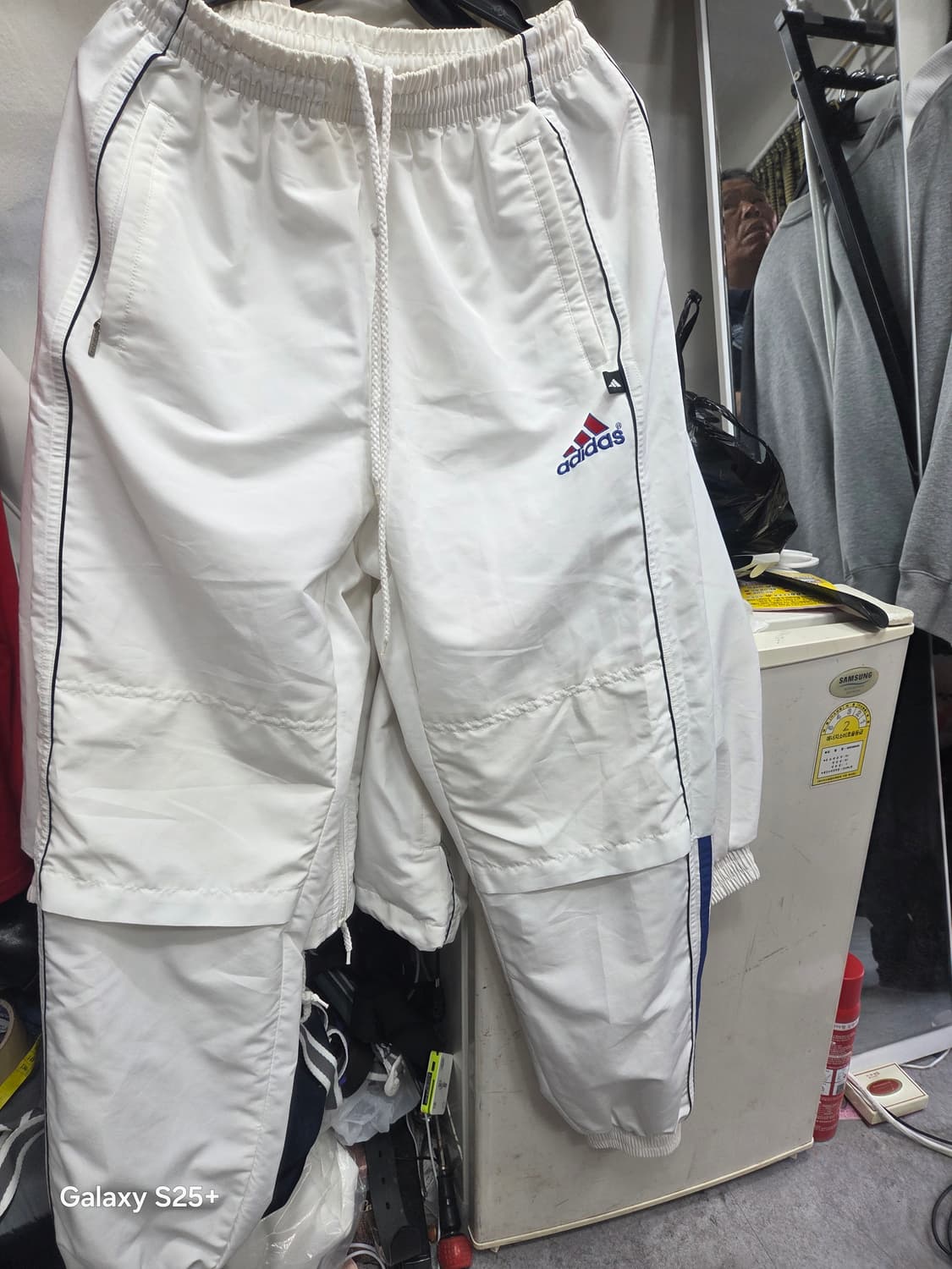 아디다스  화이트   트레이님   바지 상품이미지2