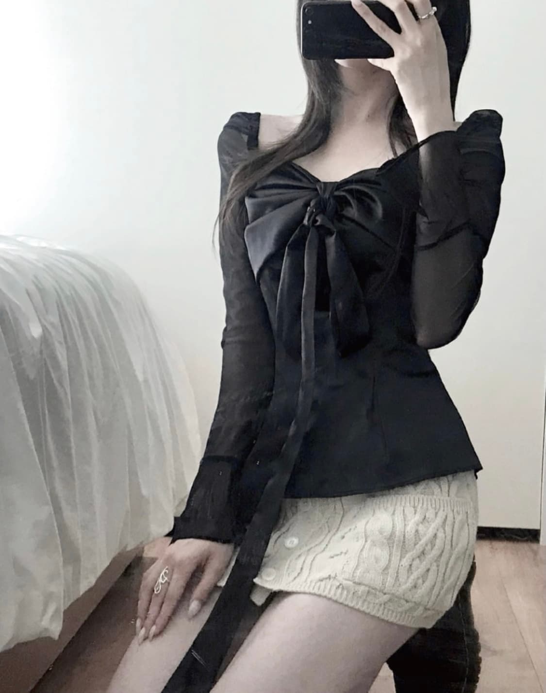 힐다 고희 실키 스완 블라우스 상품이미지1
