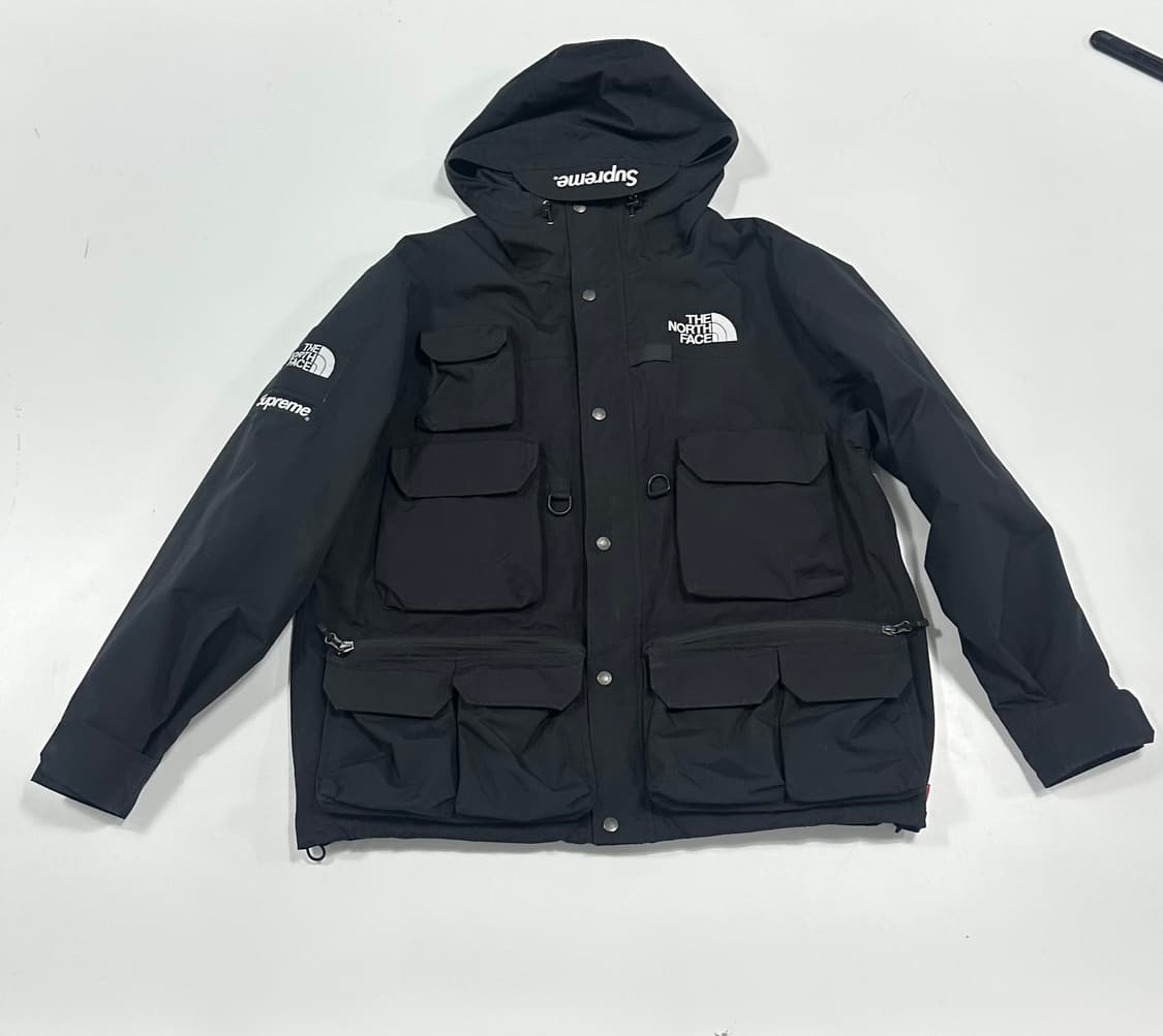 슈프림 x 노스페이스 카고 자켓 블랙 - 20SS 상품이미지2