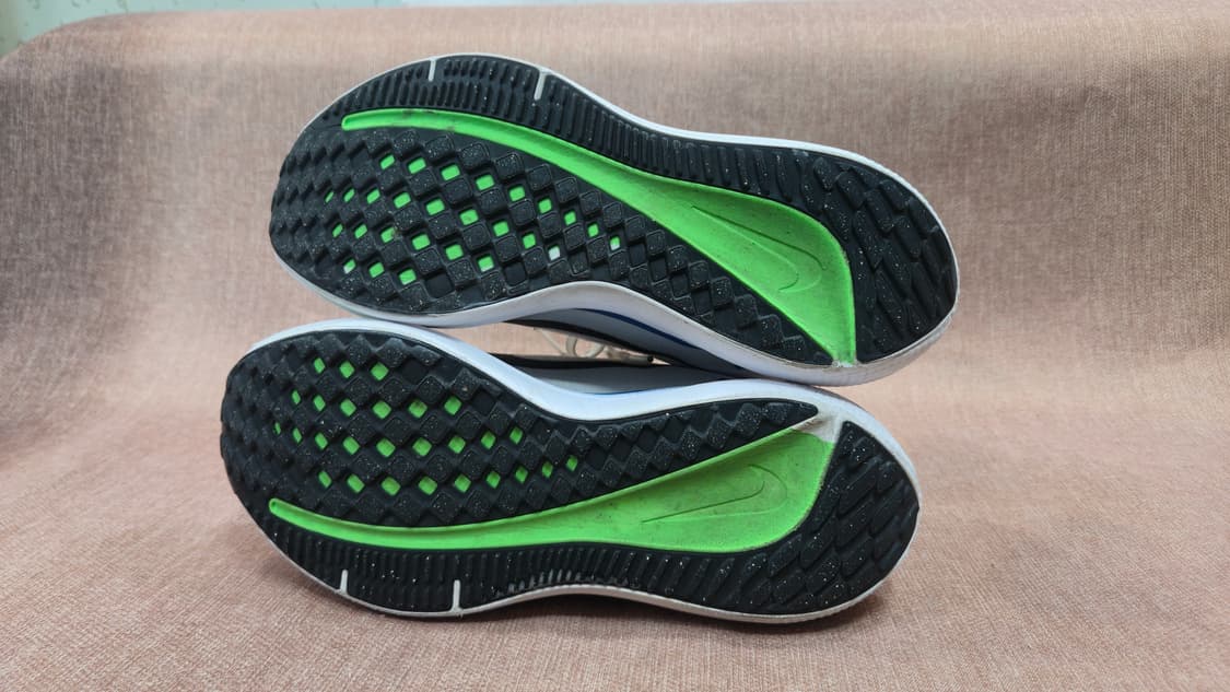 나이키 260mm- 에어 윈플로10 화이트 블랙 스타 블루 런닝화 상품이미지6